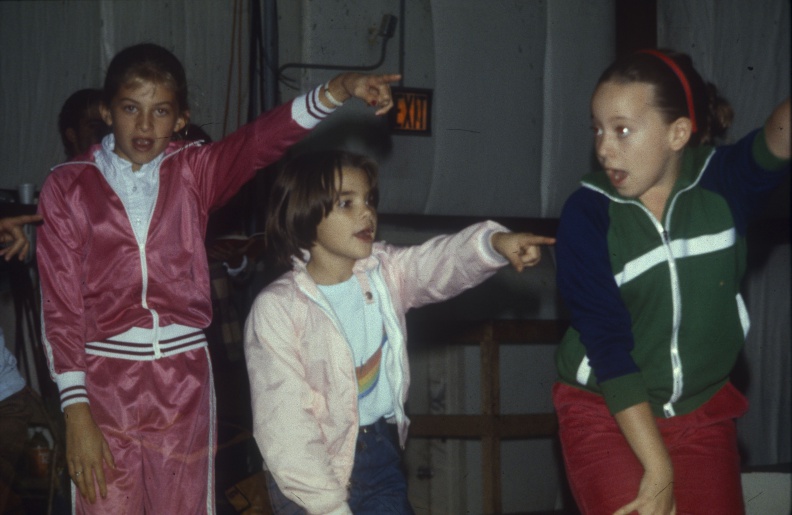 Annie1983-81